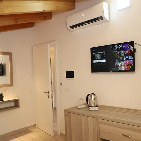 Kazazi Bed & Breakfast 3*