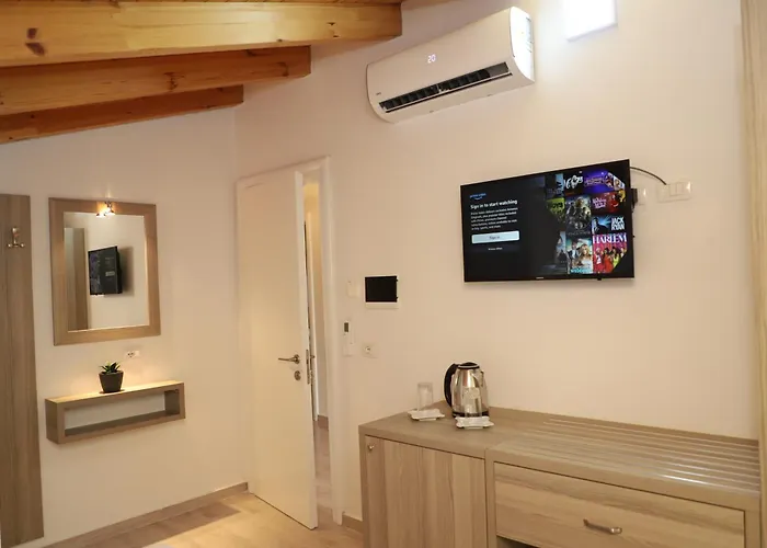 Kazazi Bed & Breakfast 3*