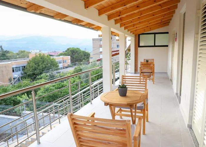 Bed & Breakfast Kazazi Berat